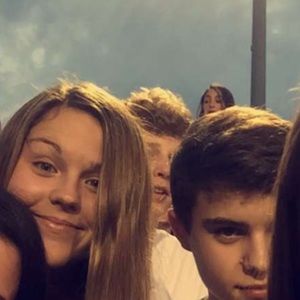 Meet your Posher, Julia